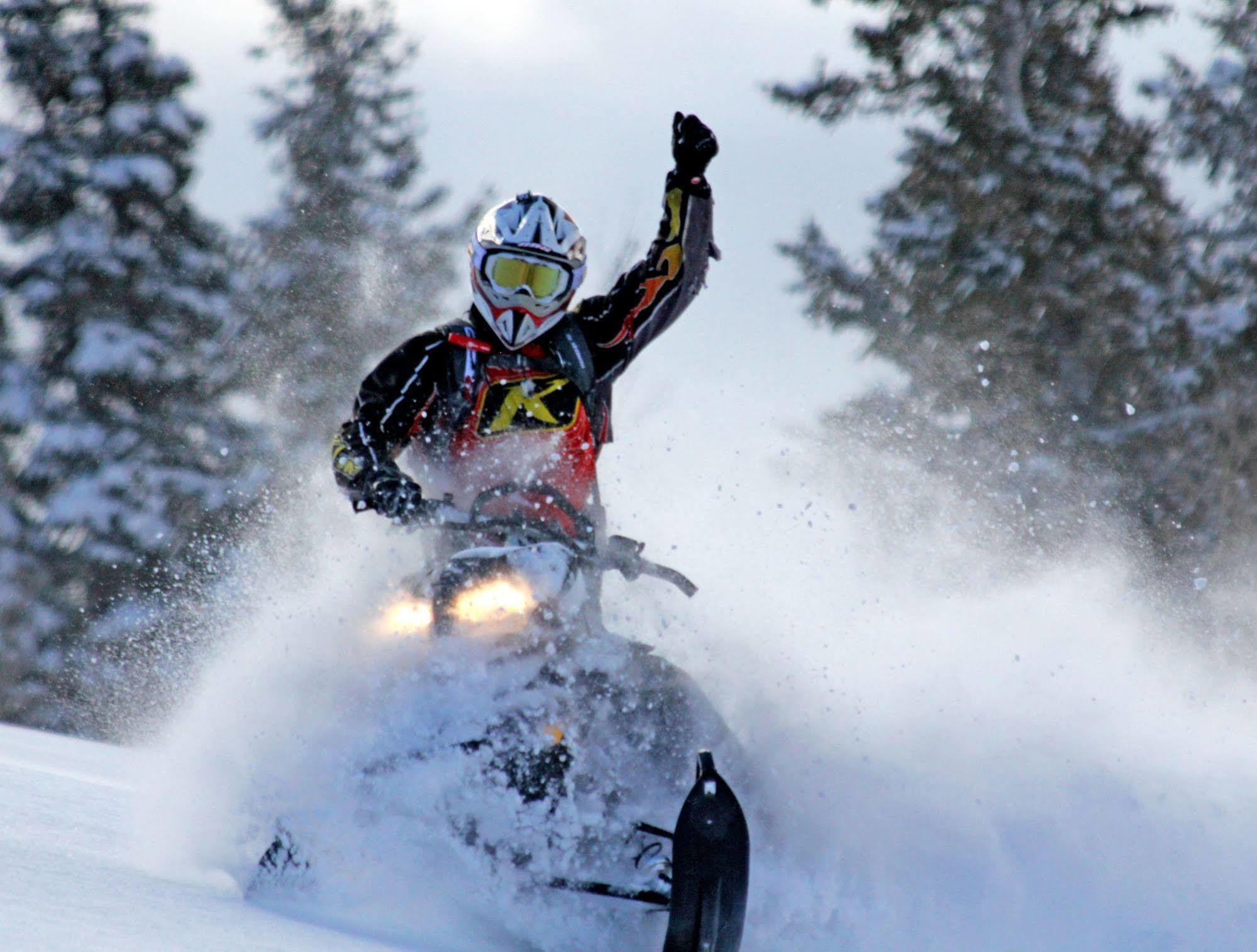 Beaver Creek Lodge Лоуган Екстериор снимка